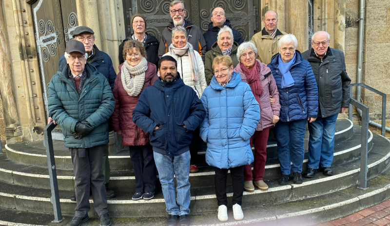 Kirchenwächter St. Ludgerus mit Pastor Xavier Muppala