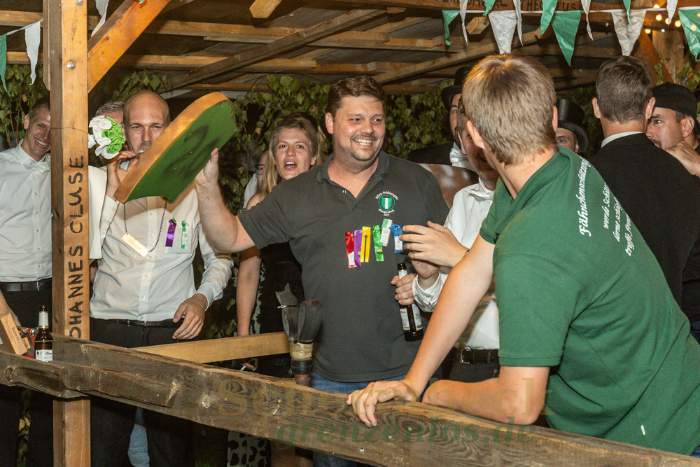 Fähnchenschützen- das Finale/ Fotos Rainer Hoheisel